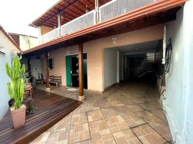 Casa com 4 Quartos à venda, 175m² no Milionários (Barreiro), Belo Horizonte