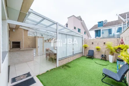 Casa com 3 Quartos à venda, 145m² no Xaxim, Curitiba