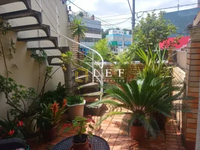 Casa com 3 Quartos à venda, 250m² no Jardim das Bandeiras, São Paulo