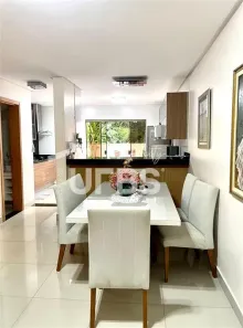 Casa de Condomínio com 3 Quartos à venda, 160m² no Parque Amazônia, Goiânia