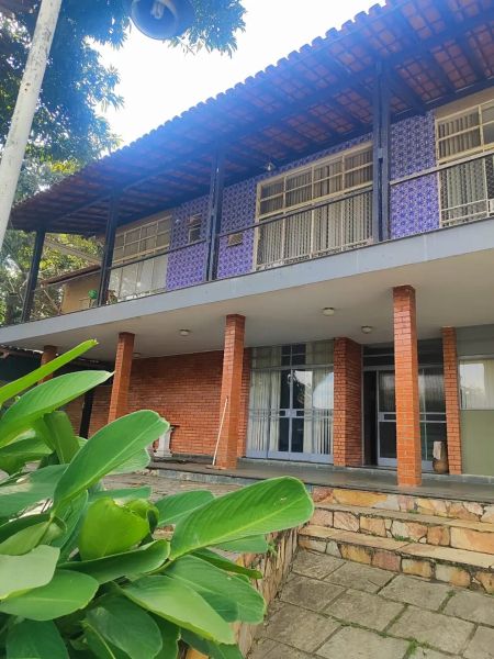 Casa com 4 quartos — Bandeirantes (Pampulha), Belo Horizonte