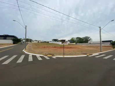 Lote/Terreno à venda, 692m² no Jardim Shangri-Lá, Bauru