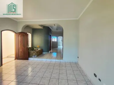 Sobrado com 3 Quartos à venda, 259m² no Jardim Las Vegas, Santo André