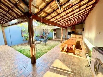 Casa com 3 Quartos à venda, 284m² no Rio Branco, Belo Horizonte