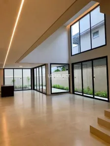Casa de Condomínio com 4 Quartos à venda, 367m² no Patrimônio, Uberlândia