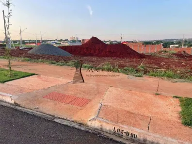 Lote/Terreno à venda, 635m² no Jardim Hanover, Maringá