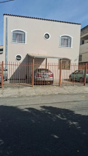 Casa com 3 quartos — Santa Mônica, Belo Horizonte