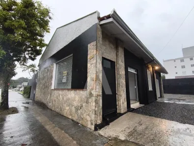 Prédio Comercial para alugar, 120m² no América, Joinville