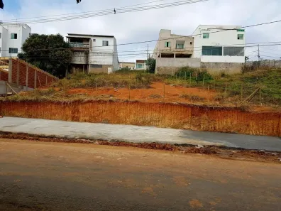 Lote/Terreno à venda, 332m² no Cidade Nova, Governador Valadares