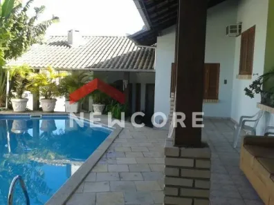 Casa de Condomínio com 4 Quartos à venda, 320m² no Praia Comprida, São José