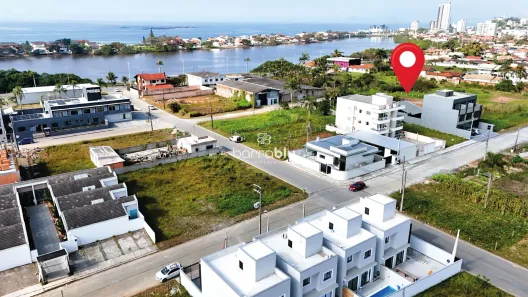 Lote/Terreno à venda, 896m² no Nova Barra Velha, Barra Velha