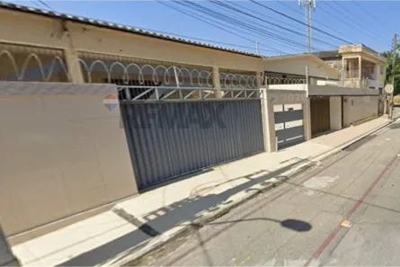 Casa com 4 Quartos à venda, 228m² no Amadeu Furtado, Fortaleza