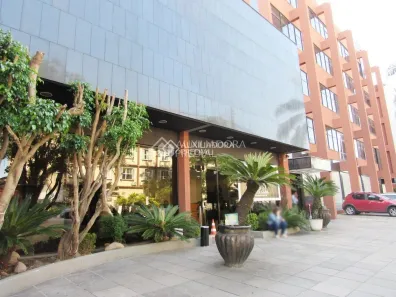 Sala Comercial para alugar, 1050m² no Navegantes, Porto Alegre