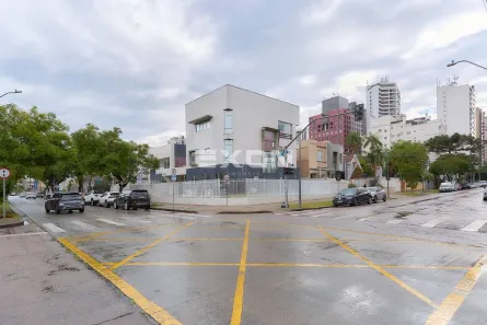 Ponto Comercial para alugar, 1011m² no Água Verde, Curitiba