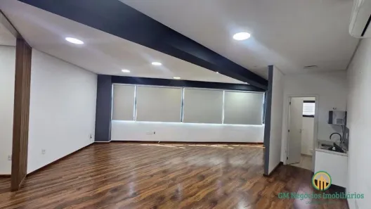 Sala Comercial à venda, 85m² no Granja Viana, Cotia