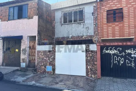 Apartamento com 2 Quartos para alugar, 70m² no Parreão, Fortaleza