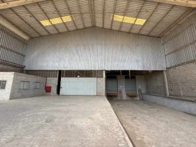 Galpão/Depósito/Armazém à venda, 2400m² no Civit II, Serra