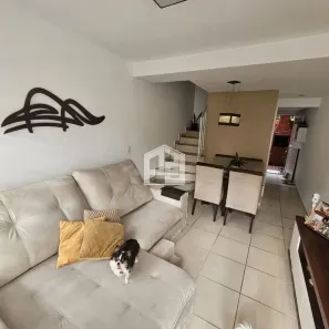 Casa de Condomínio com 2 Quartos à venda, 60m² no Campo Grande, Rio de Janeiro