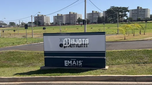 Lote/Terreno à venda, 247m² no Eplenum Tresor, São José do Rio Preto