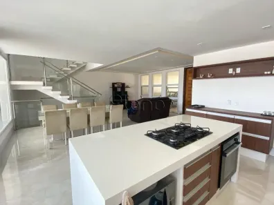 Sobrado com 4 Quartos à venda, 280m² no Swiss Park, Campinas