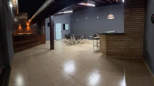 Casa com 3 Quartos à venda, 190m² no Granada, Uberlândia