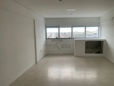 Sala Comercial à venda, 33m² no Parque Residencial Aquarius, São José dos Campos