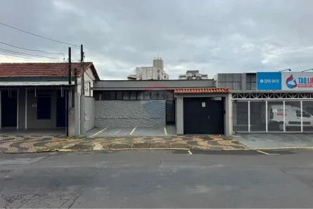 Imóvel Comercial com 3 Quartos para alugar, 206m² no Taquaral, Campinas