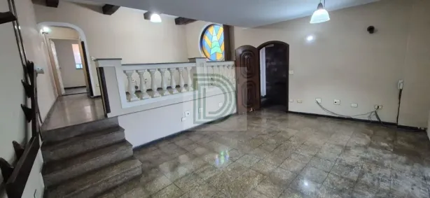 Sobrado com 3 Quartos à venda, 180m² no Jardim Peri Peri, São Paulo
