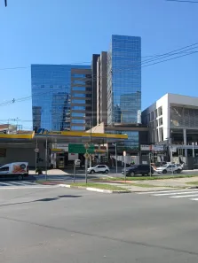 Sala Comercial para alugar, 189m² no Cambuí, Campinas
