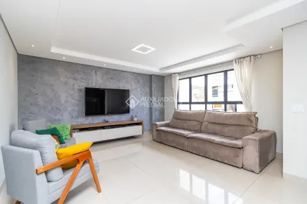 Casa de Condomínio com 3 Quartos à venda, 210m² no Uberaba, Curitiba