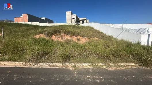 à venda, 200m² no Loteamento Reserva dos Ipês, Boituva