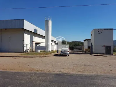 Galpão/Depósito/Armazém para alugar, 2000m² no Universitário, Sete Lagoas