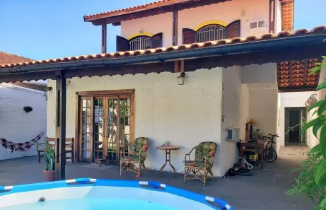 Sobrado com 5 Quartos à venda, 200m² no Canto do Forte, Praia Grande