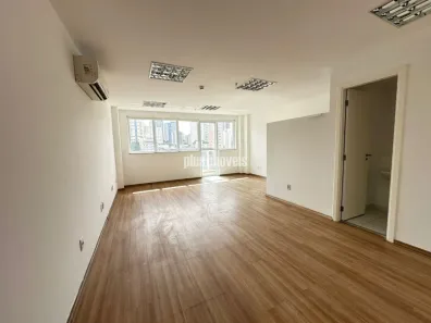 Sala Comercial à venda, 42m² no Vila Andrade, São Paulo
