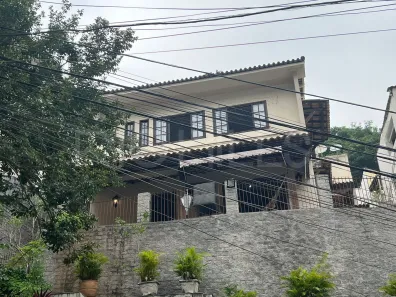 Casa com 4 Quartos à venda, 366m² no Pe Pequeno, Niterói