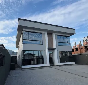 Apartamento com 2 Quartos à venda, 63m² no Nova Palhoça, Palhoça