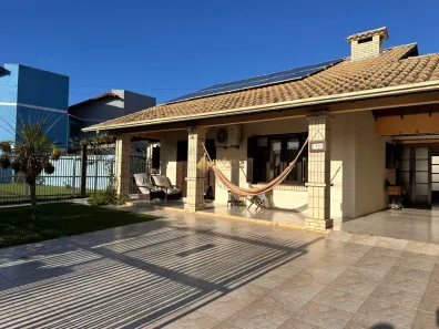 Casa com 4 Quartos à venda, 148m² no , Imbé