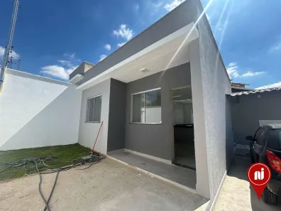 Casa com 2 Quartos à venda, 55m² no Vila Verde, Betim
