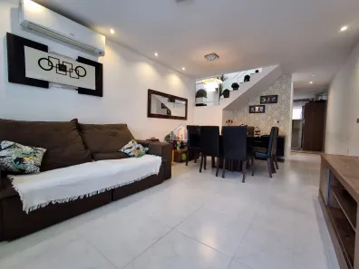 Casa com 2 Quartos à venda, 140m² no Vila Capri, Araruama