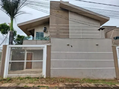 Sobrado com 2 Quartos para alugar, 100m² no Jardim Montevidéu, Campo Grande