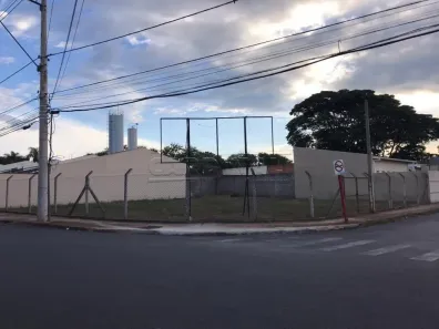Lote/Terreno à venda, 214m² no Jardim Arco-Íris, Araraquara