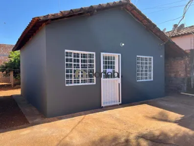 Casa com 2 Quartos à venda, 54m² no Jardim Alvorada, Uberaba