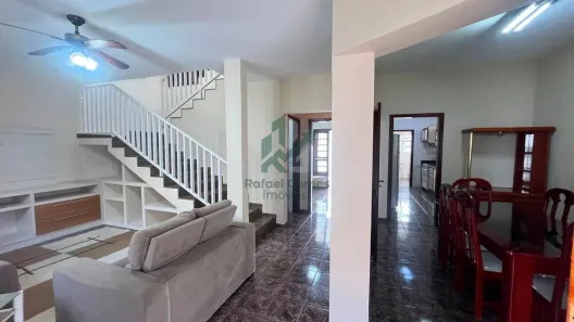 Casa com 4 Quartos para alugar, 370m² no Jardim Itacolomi, Mogi Guaçu