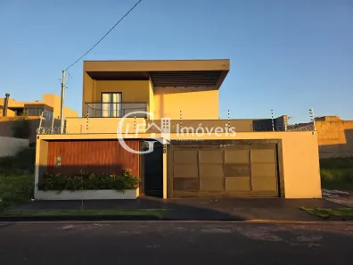 Sobrado com 3 Quartos à venda, 250m² no Loteamento Jardim das Cassias, Campo Grande