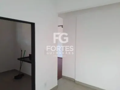 Casa com 3 Quartos para alugar, 70m² no Centro, Ribeirão Preto