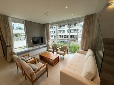 Casa com 3 Quartos à venda, 181m² no Jurerê, Florianópolis