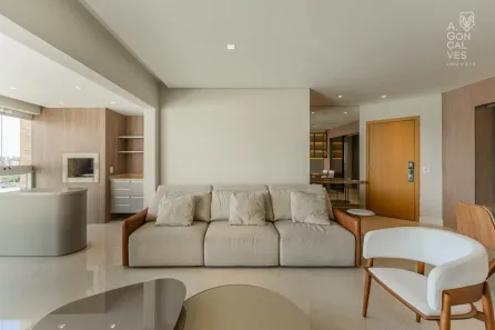 Apartamento com 3 Quartos para alugar, 130m² no Mossunguê, Curitiba