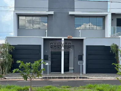 Sobrado com 2 Quartos à venda, 87m² no Grand Ville, Uberlândia