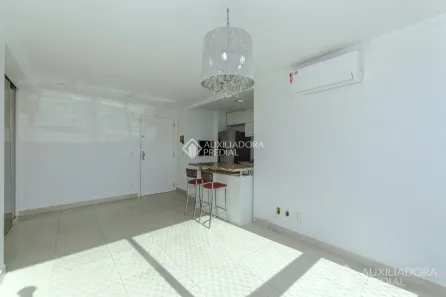 Apartamento com 2 Quartos à venda, 59m² no Menino Deus, Porto Alegre