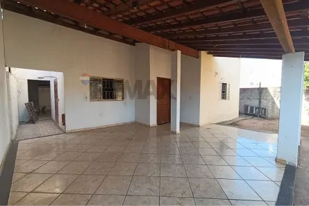 Casa com 4 Quartos para alugar, 130m² no Jardim das Oliveiras, Três Lagoas